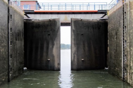 03--008-7.JPG