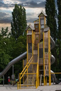 118 - 10-HOLZ_02.jpg